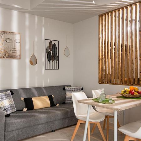 Natasha'S Studio Apartment Stalís Ngoại thất bức ảnh